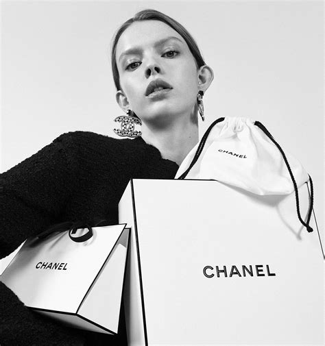 chanel kleren|Chanel contact number.